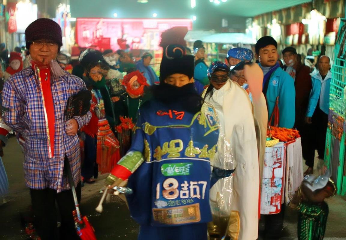 F1赛事深度解析：五星体育直播的精彩瞬间与专业解读